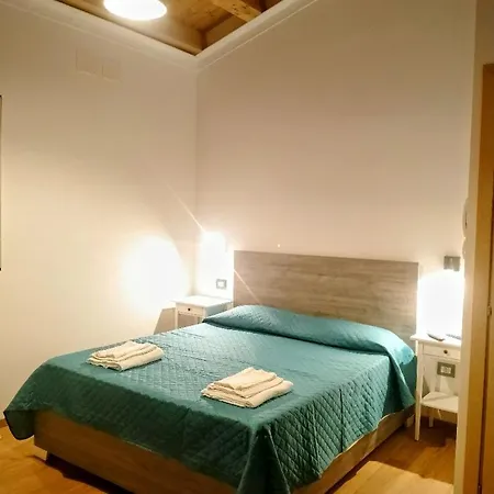 Lo Specchio Sul Mare Vendégház Santa Flavia