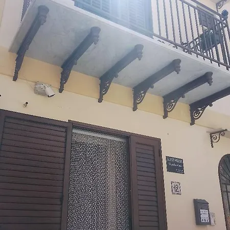 Vendégház Lo Specchio Sul Mare 3*